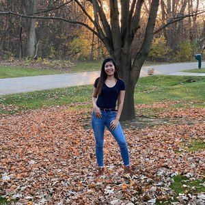 Meet your Posher, Anne